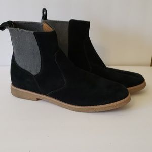 Tommy Hilfiger Zita Chelsea Suede Boot Booties Shoes 9